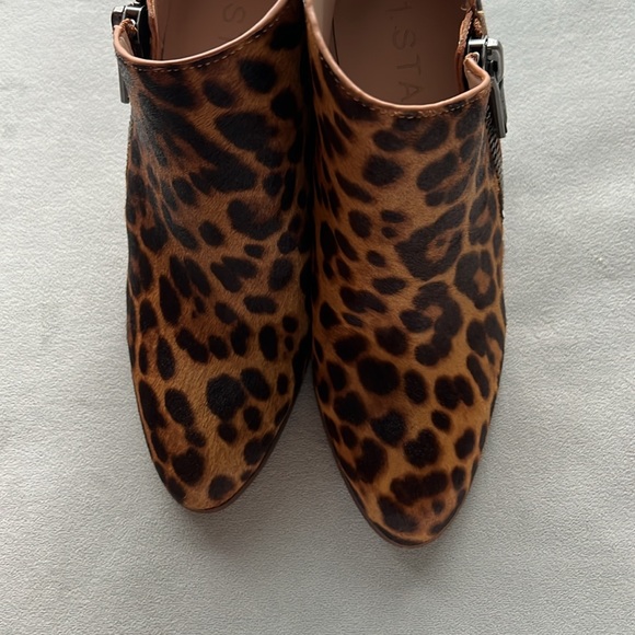 New 1. State Kaleb Wedge Bootie in Brown Multi Calf Hair Size 6.5 M - Picture 5 of 6